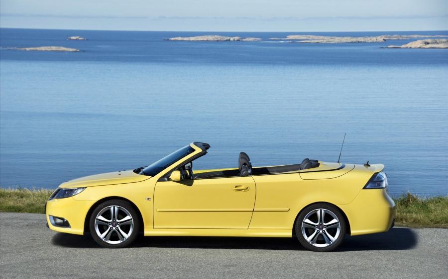  Saab 9-3 Convertible Yellow Edition 2008 года  (фото 4 из 12)